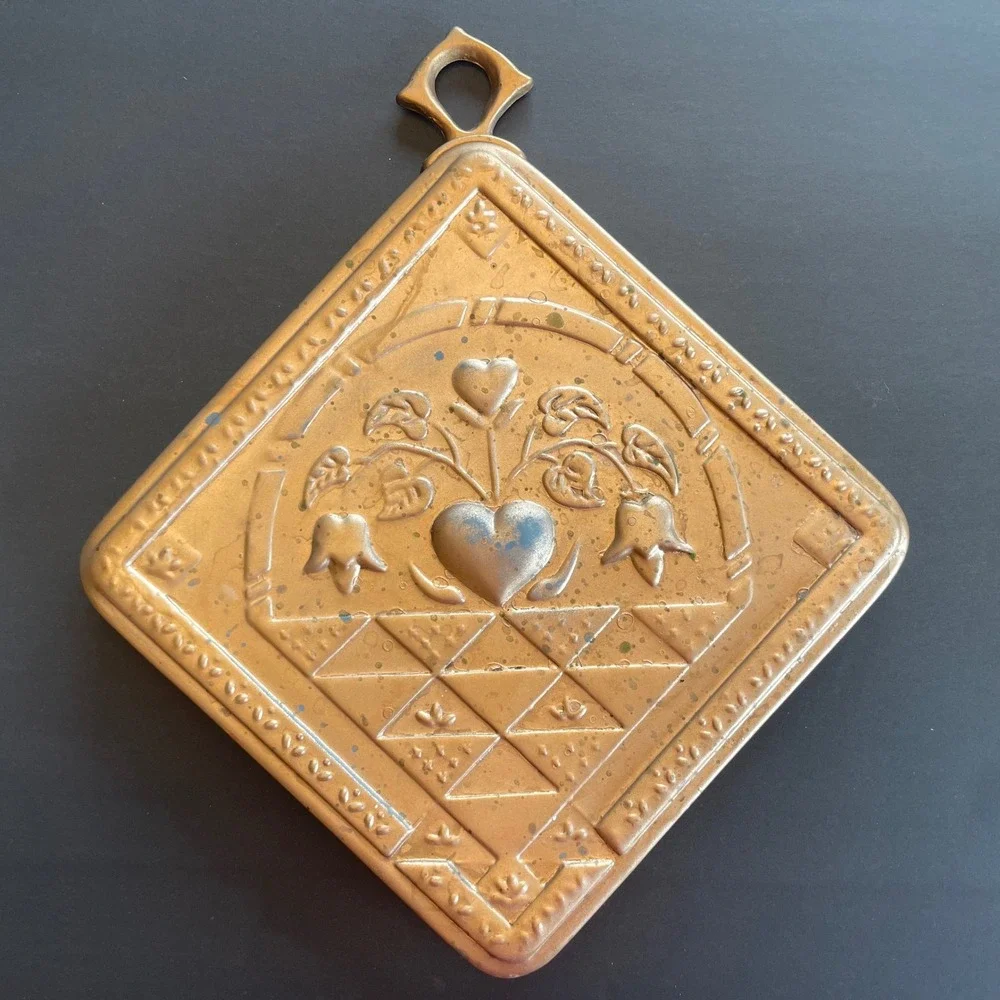 The Cook's Bazaar Vintage Copper Wall Decor Molds Set Fruit Heart Pineapple